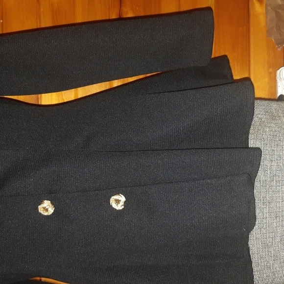 Adorable Jacket - Picture 3 of 11